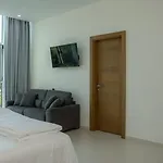 Sky 酒店 Shkodër