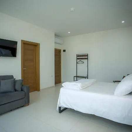 Hotel Sky Shkoder