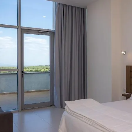 Sky Hotel *