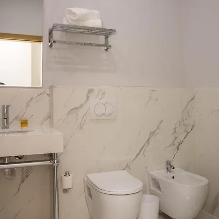 Hotel Sky Shkoder