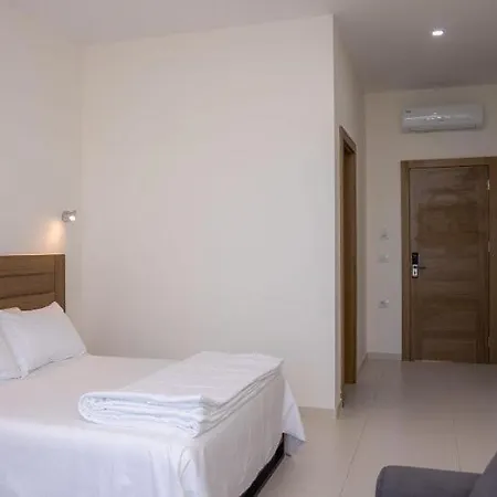 Sky Hotel *